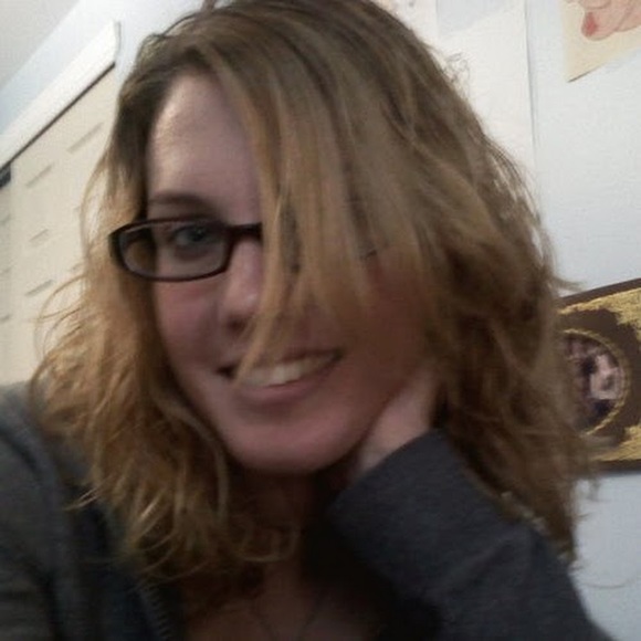 Meet your Posher, Jackie - Picture 1 of 1